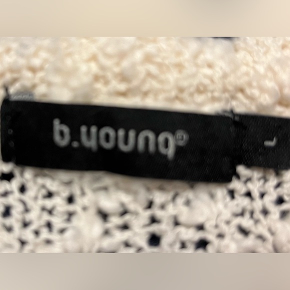 ***๐3 for $35./Beautiful white b.young sweater. - Picture 3 of 5